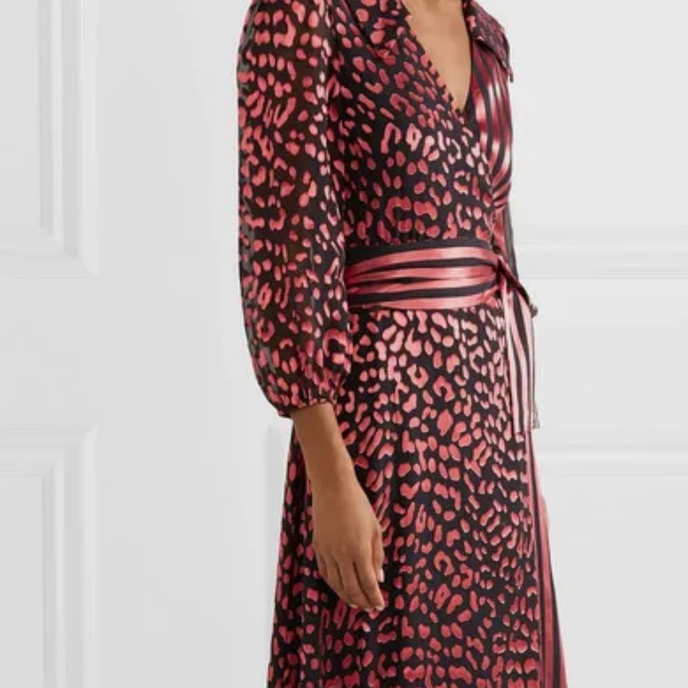 ALICE & OLIVIA DRESS ABIGAIL Pink Black Leopard Stripe Print LS Wrap